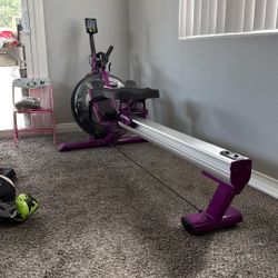 Life fitness Rowing Machine 