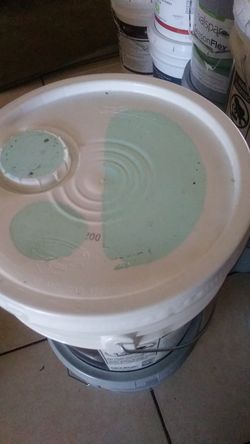 Marque BEHR paint brand