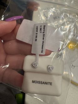 Moissanite heart earrings