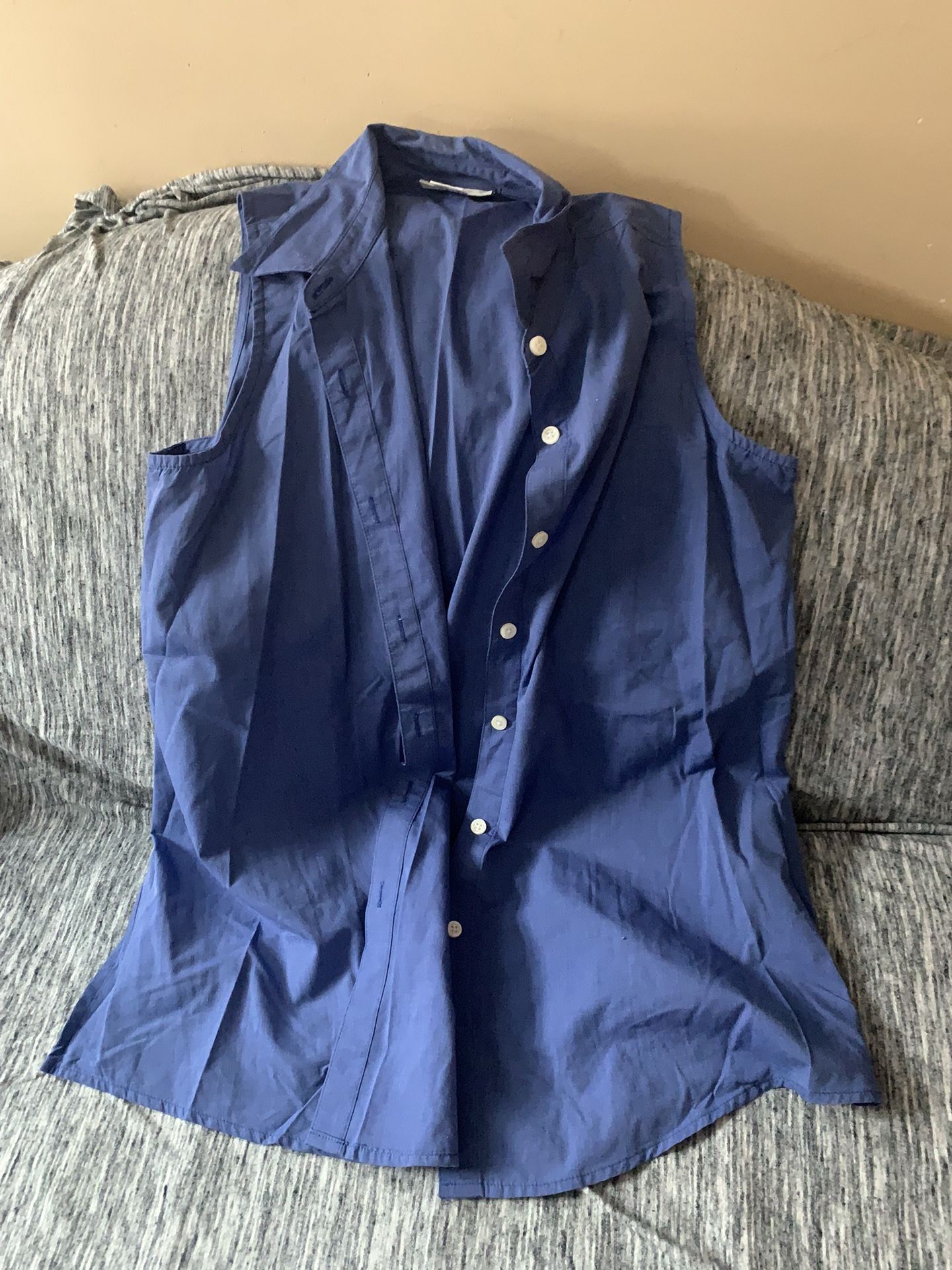 Dan Howard Women’s Maternity Shirt