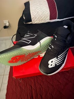 New Balance Black Low-Top Sneakers