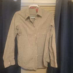 Used Gloria  Vanderbilt Button Down