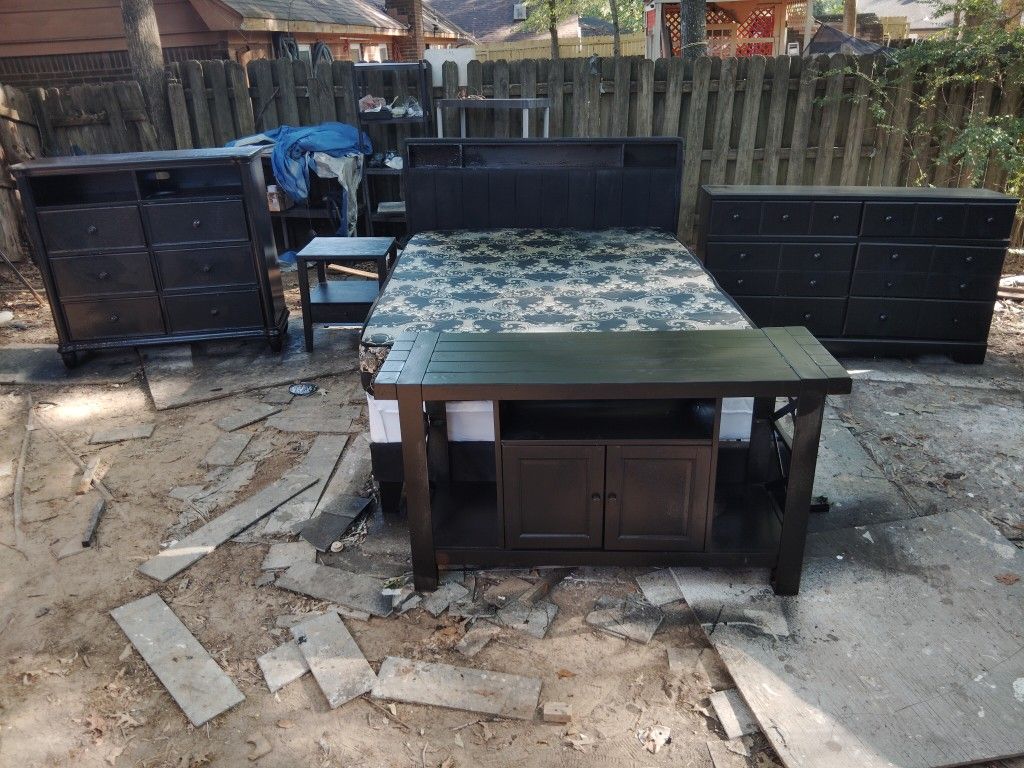 Remix Furniture