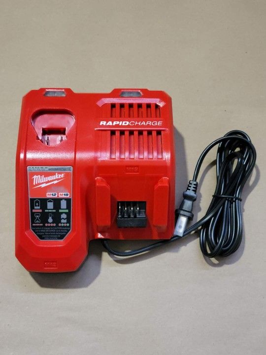 Milwaukee M18/M12 Rapid Charger
