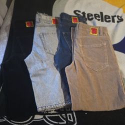 3 Pair Of Empyre Shorts And 1 Pair Of Empyre Corduroy Pants Size Youth 25