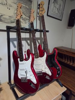 Fender guitars & Line 6 12" amp