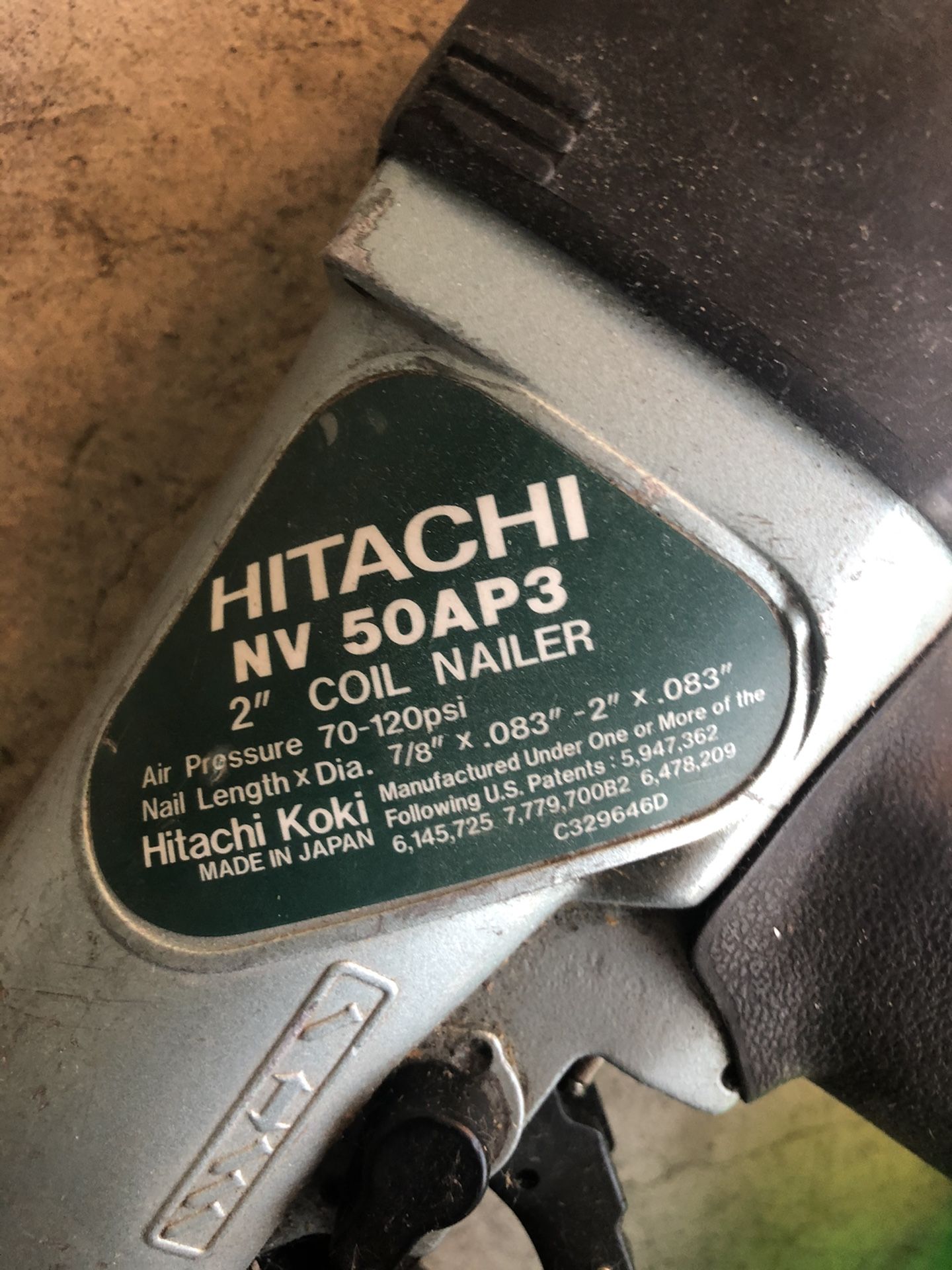 Hitachi gun with staples