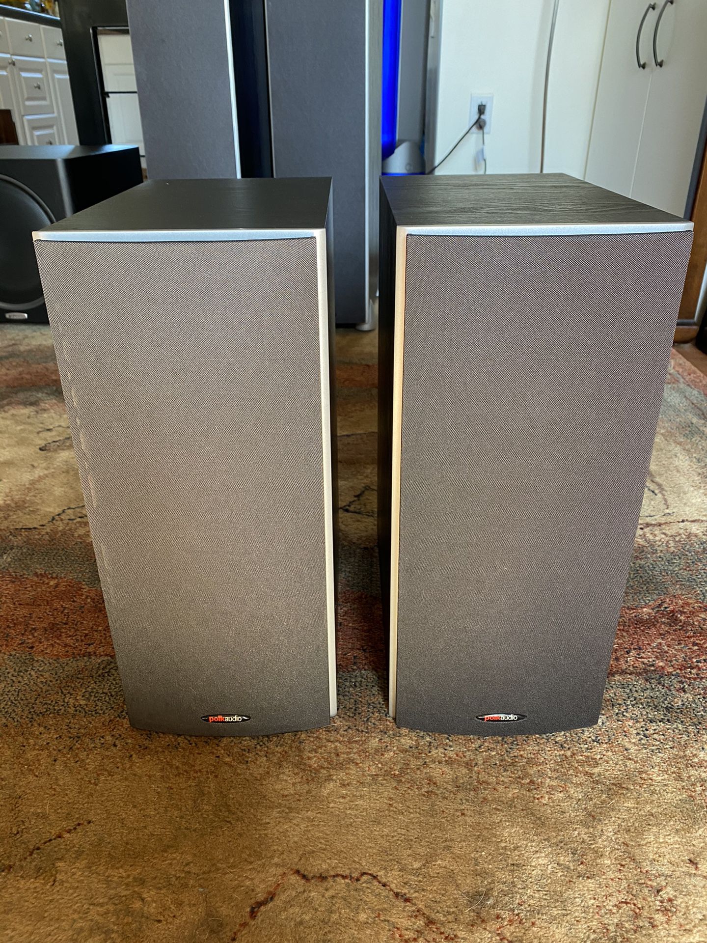 Polk Audio Monitor 40 Bookshelf Speaker Pair