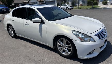 2012 Infiniti G37