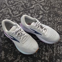 Brooks ghost 16