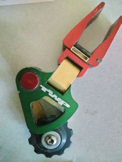 Chain tensioner