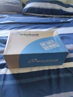 Nautilus work shoes