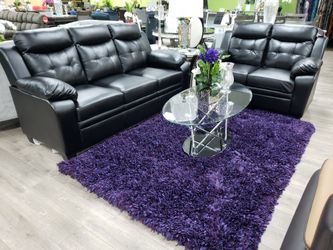 Black color, very comfy living set 2pc sofa and loveseat