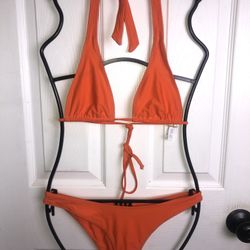 Orange Bikini, M