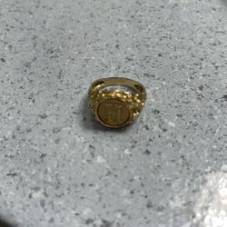 Gold Ring 