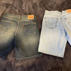 Levi’s Men’s 469 Loose Fit Shorts 