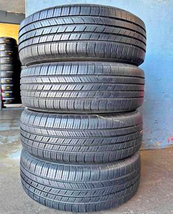 225/60/17 Michelin