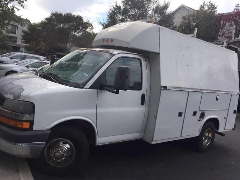 2007 Chevy express 3500 Dually