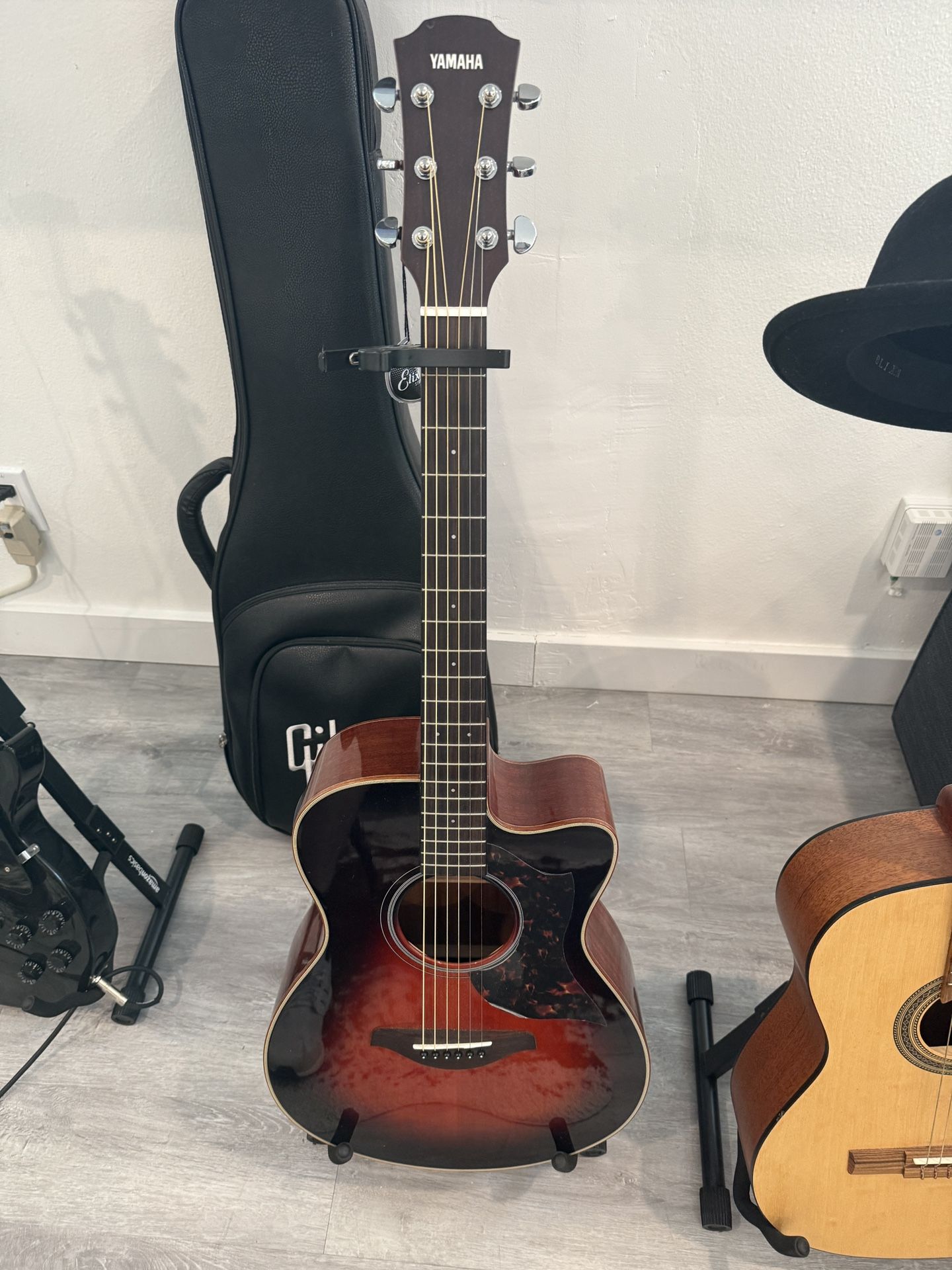 Yamaha Guitar