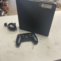 PlayStation 4 Slim Edition 