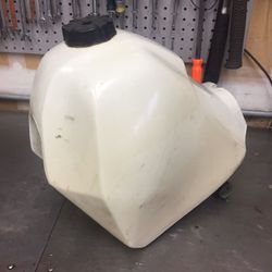 Yamaha xt gas tank Made by Clarke