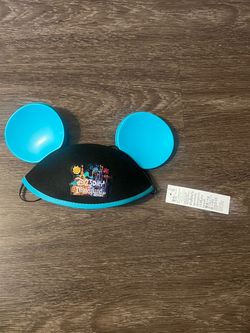 D23 day disneyland hat