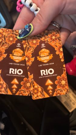 2x 2026 edc hotel rio shuttle passes