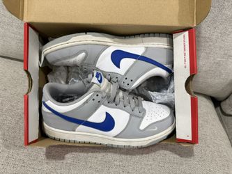 Size 7Y Low Dunks
