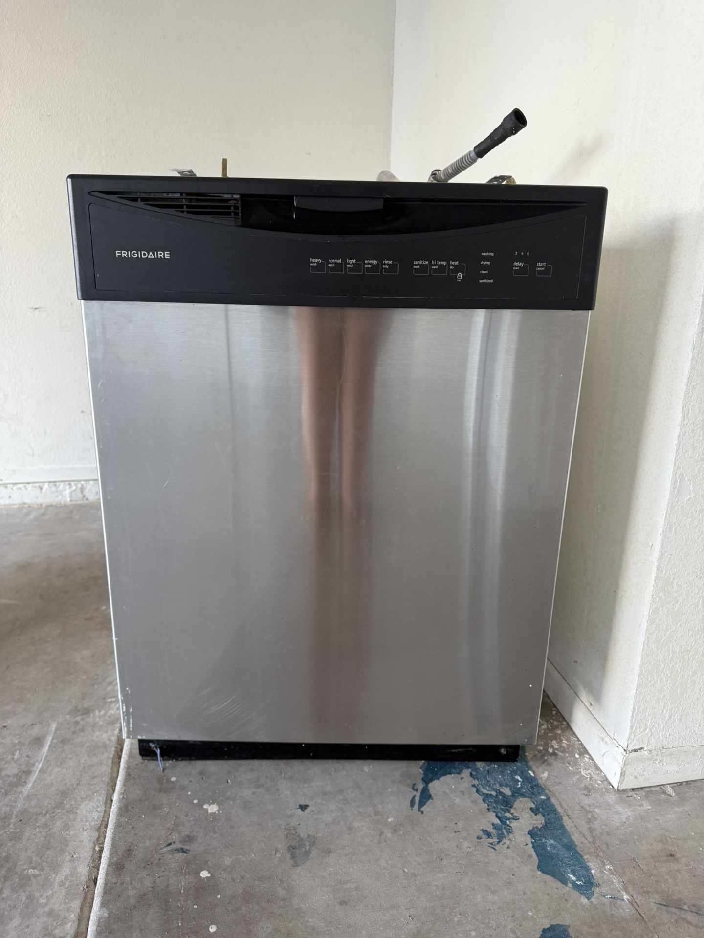 Fridgaire Dishwasher