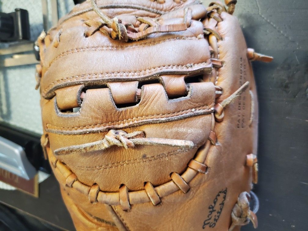 RARE!!WILSON Outsider 1st Baseman's Glove