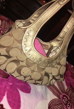 Coach Bag (100% Authentic)