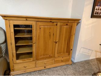 Wooden entertainment stand