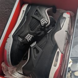Air Jordan 4 Retro Size 10.5