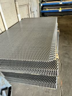 Expanded Metal Sheet / Maya Expandida 