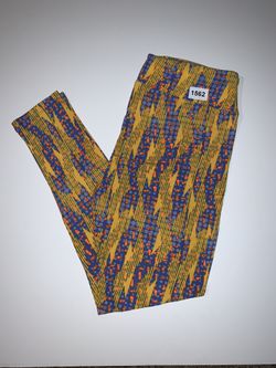 LuLaRoe Tall & Curvy Leggings