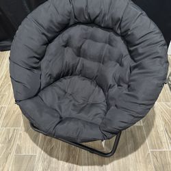 Large Saucer Chair 