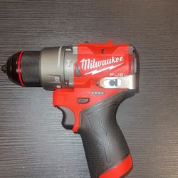 Milwaukee M12 Hammer Drill