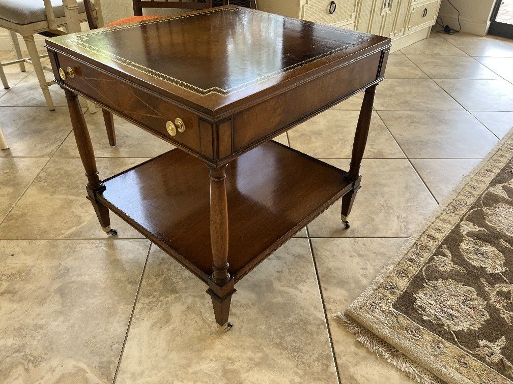 Henredon End Table Stand 