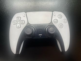 PS5 Controller Used