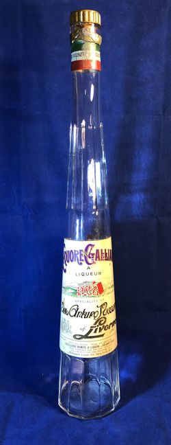 Beautiful, Vintage Liquore Galliano A Liqueur Bottle from Livorno, Italy, With Label and Soldier 23/32 Quart, Empty.