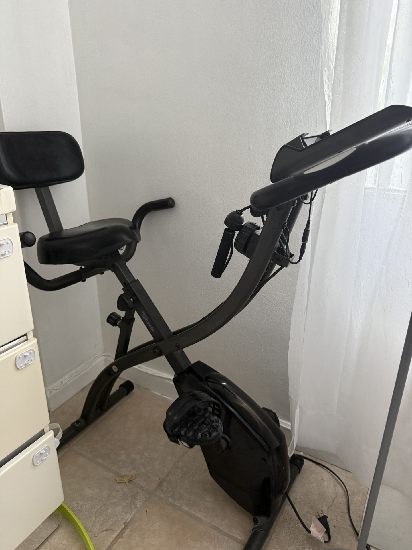 Slim Exteriors Bike Foldable