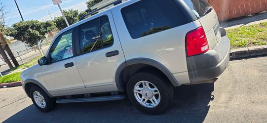 2003 Ford Explorer