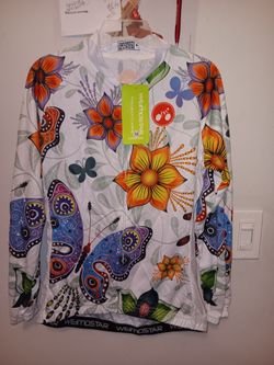 Womens Size Medium Cycling Shirt