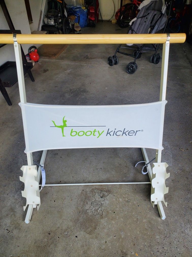 New booty kicker - barre that Kicks your booty