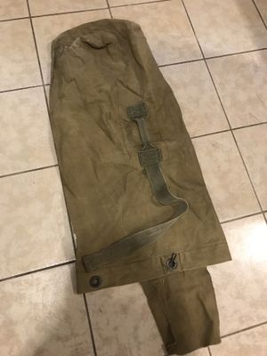 Photo Vintage army military duffel bag