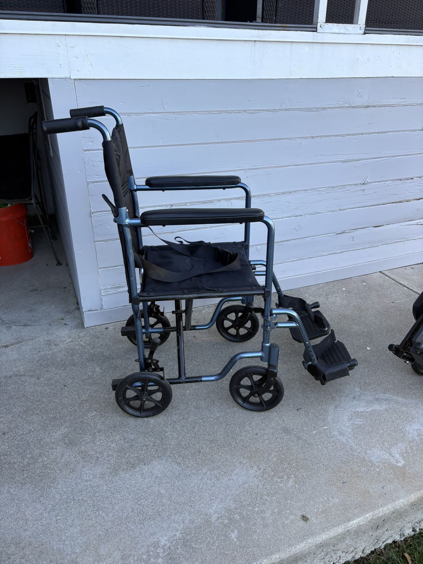 Light Weight Wheelchair 