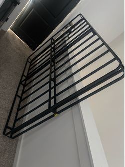 Black queen Metal Platform Bed Frame