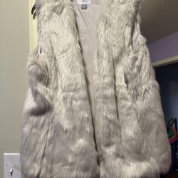 FAUX FUR VEST