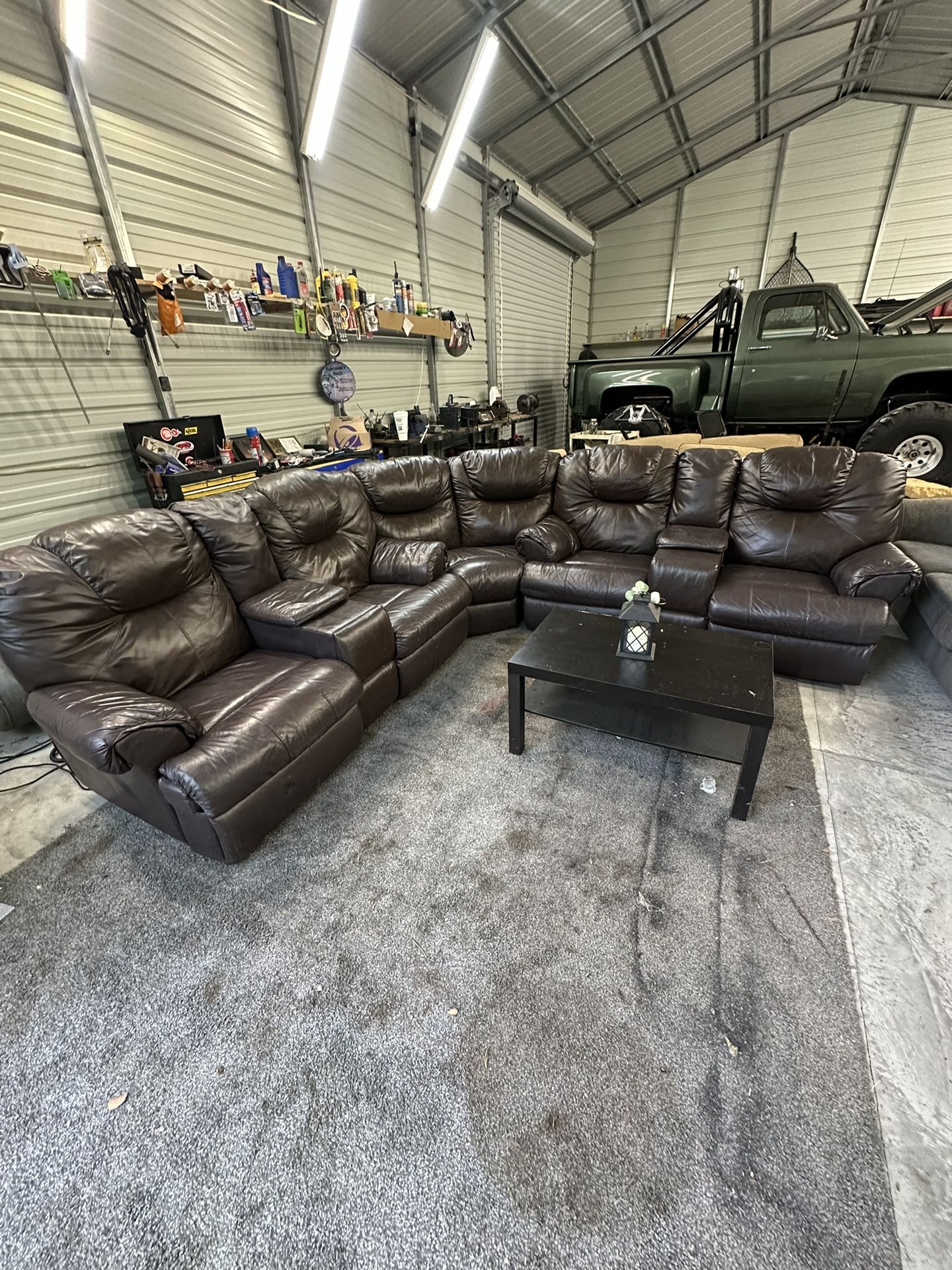 Brown Sectional *FREE DELIVERY*