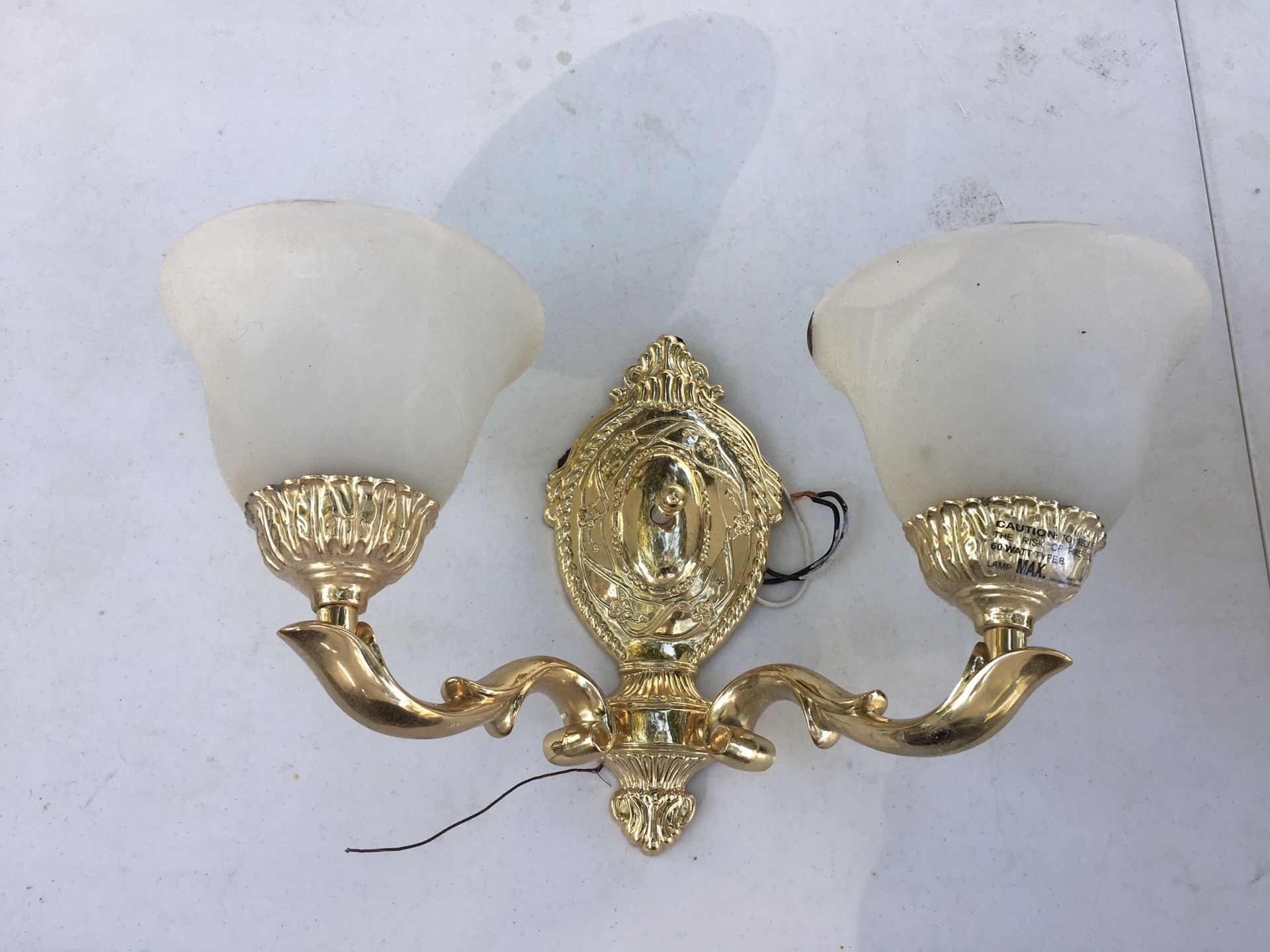 Light Fixture - 2 bulb